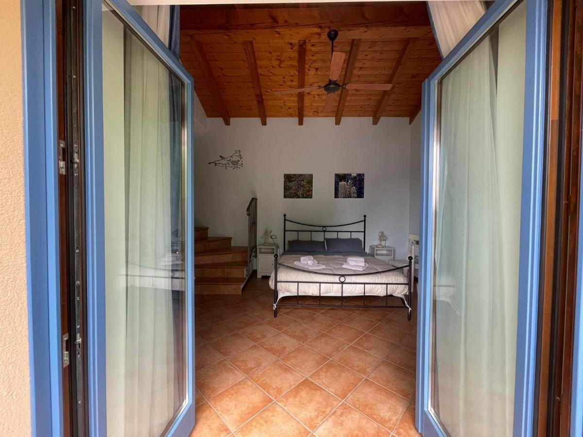 B&B La Casa Di Trizzi Como Exterior photo